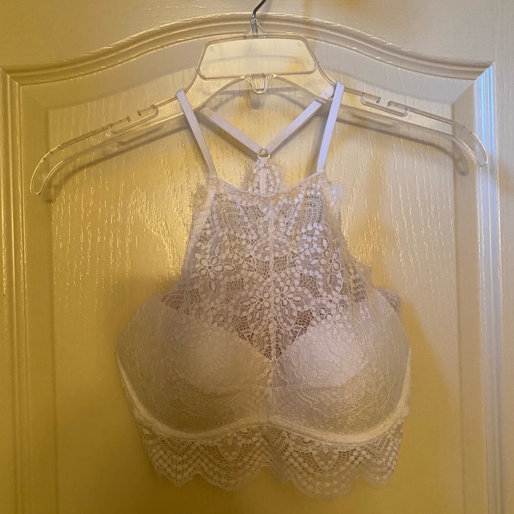 Victoria Secret Pink Halter Bralette, White, Size Small (AA-C)